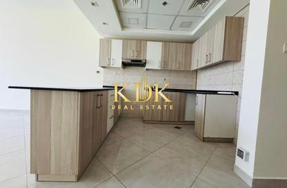 Apartment - Studio - 1 Bathroom for rent in Chaimaa Premiere - District 15 - Jumeirah Village Circle - Dubai