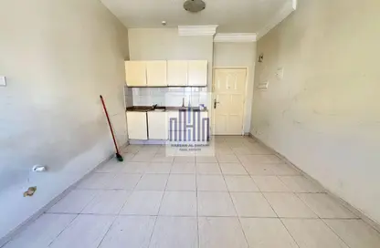 Apartment - Studio - 1 Bathroom for rent in Fire Station Road - Muwaileh - Sharjah