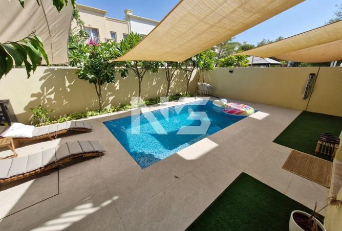 126090012 - Property Image 2