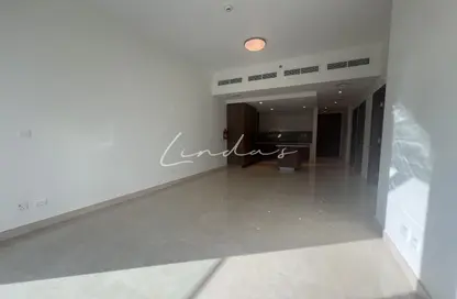Apartment - 1 Bedroom - 2 Bathrooms for rent in Imperial Avenue - Downtown Dubai - Dubai