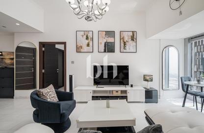 Apartment - 1 - 2 for rent in Cayan Tower - Dubai Marina - Dubai