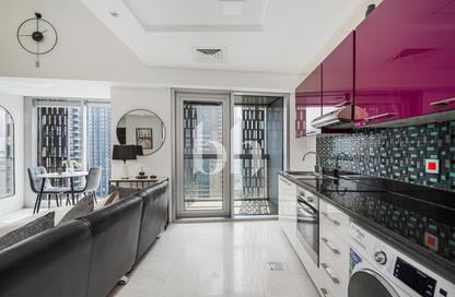 Apartment - 1 - 2 for rent in Cayan Tower - Dubai Marina - Dubai