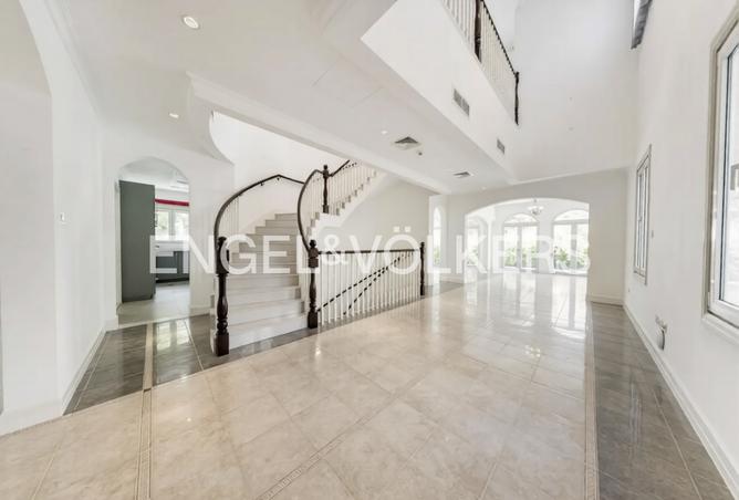 Lakefront  |  Golf Course View  |  Basement — photo 3