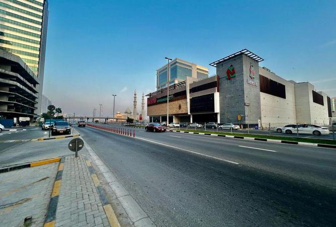 54945000 - صورة العقار 2