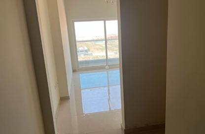Apartment - 2 - 2 for sale in Golf Tower - Emirates City - Ajman Apartment - 2 - 2 for sale in Golf Tower - Emirates City - Ajman