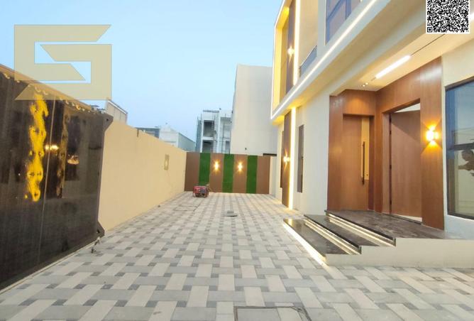 98239438 - Property Image 2