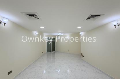 Apartment - 2 Bedrooms - 3 Bathrooms for rent in Diplomat Building - Umm Hurair 1 - Umm Hurair - Bur Dubai - Dubai
