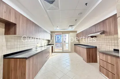 Apartment - 3 Bedrooms - 5 Bathrooms for rent in Escape Tower - Business Bay - Dubai