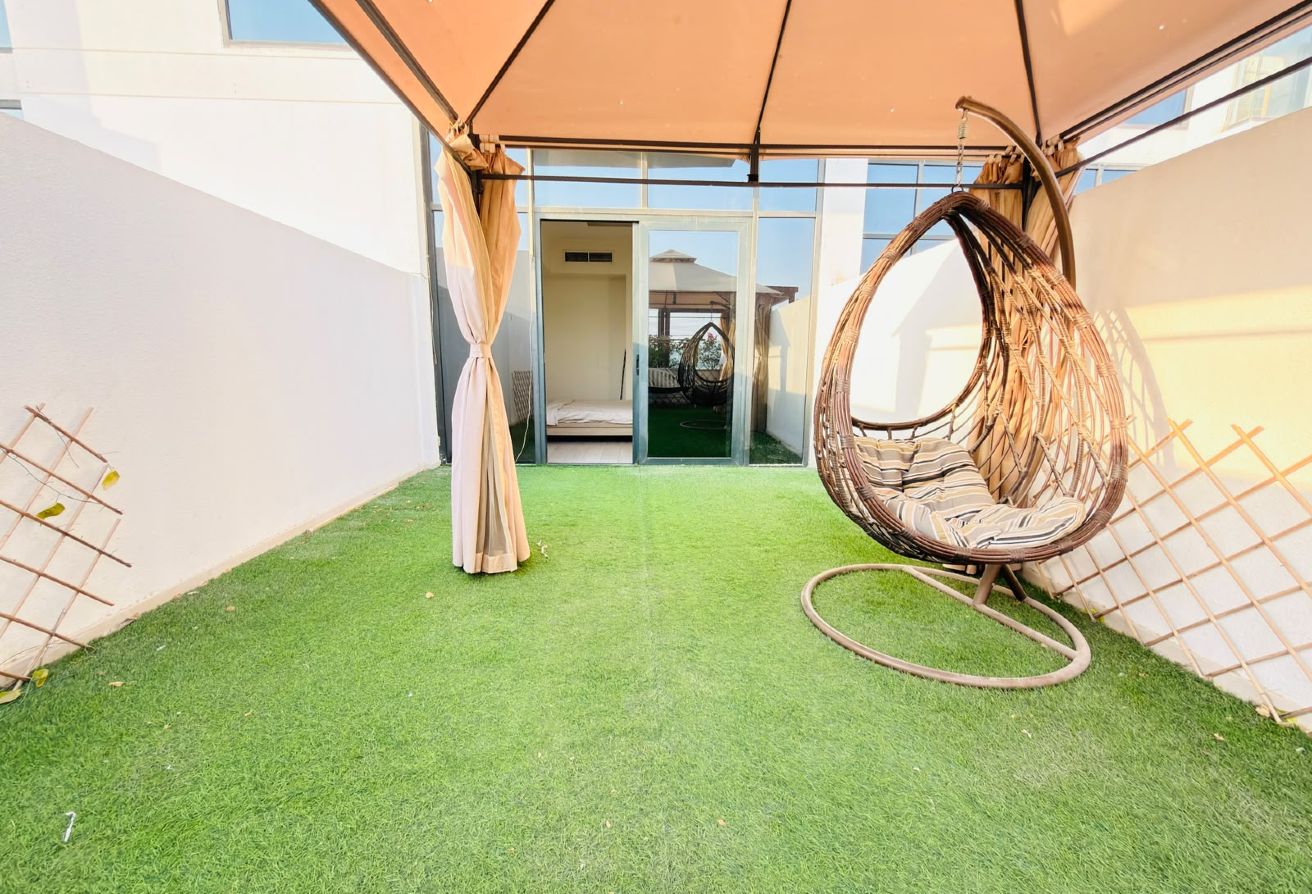 Large Layout | Rented | Motivated Landlord gallery image