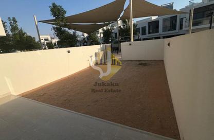 Townhouse - 4 - 3 for rent in Bel Air - Trump Estates - Damac Hills - Dubai