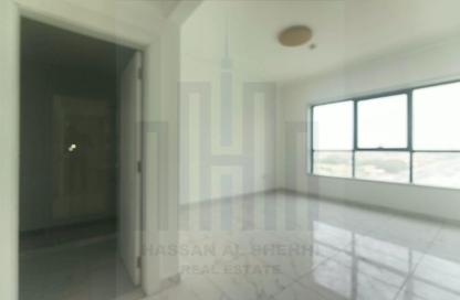 Apartment - 3 - 3 for rent in Fire Station Road - Muwaileh - Sharjah