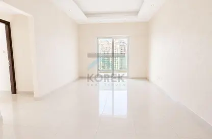 شقة - 2 غرف نوم - 3 حمامات للايجار في برج هيرا - مدينة دبي الرياضية - دبي