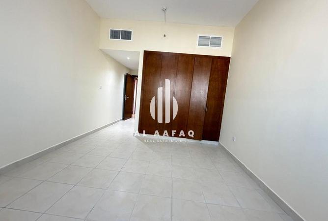 54401957 - Property Main Image