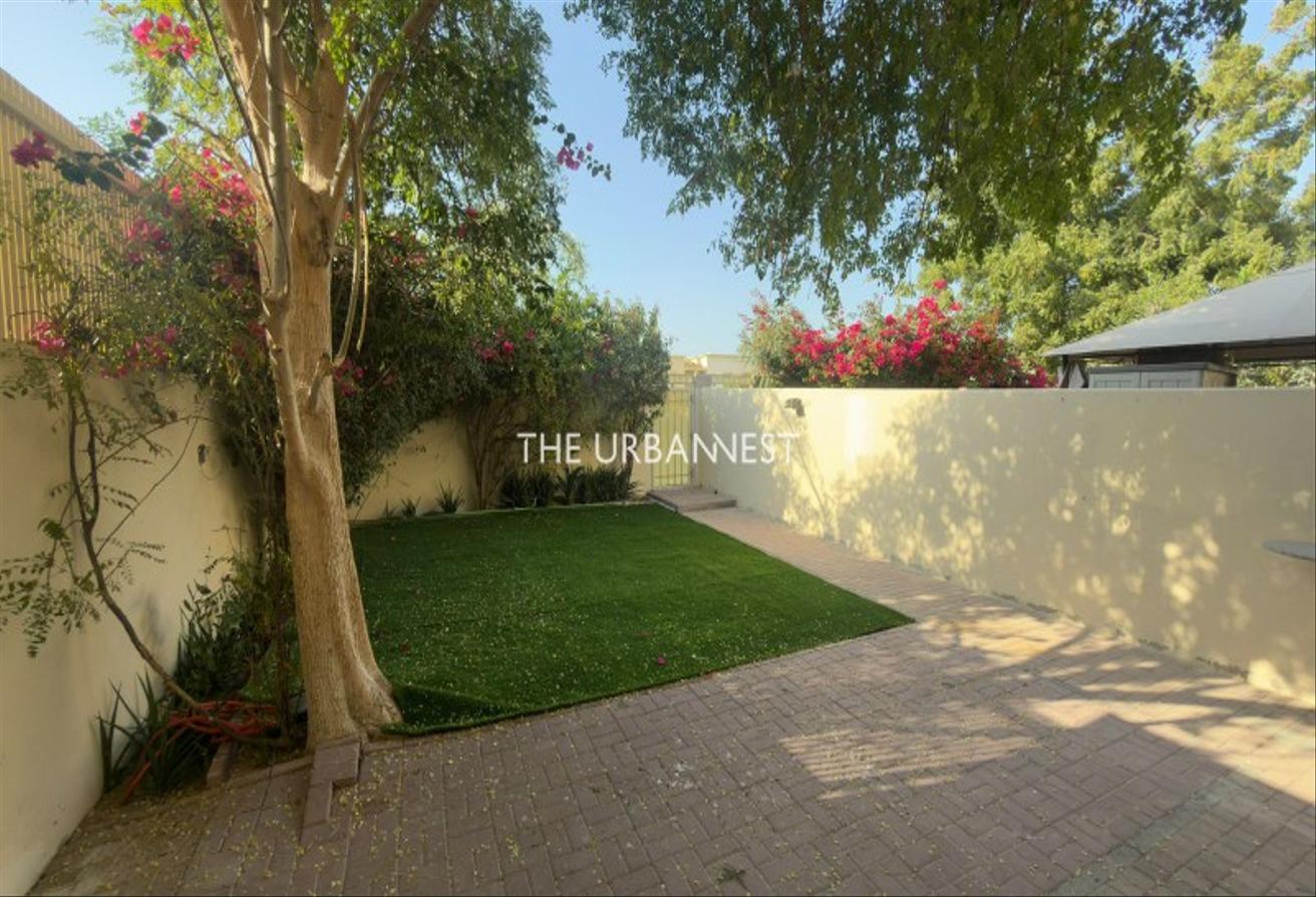 Well Maintained | Prime Location | Vacant photo 13