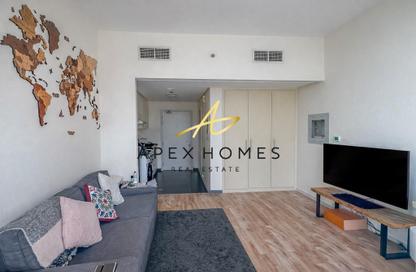 Apartment - Studio - 1 Bathroom for sale in Golf Horizon A - Golf Horizon - Golf Town - DAMAC Hills - Dubai
