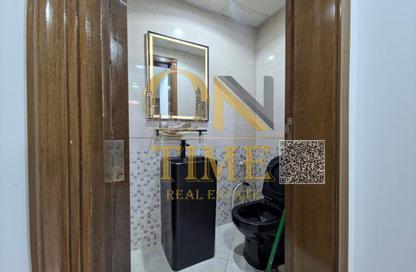 Apartment - 1 Bedroom - 2 Bathrooms for sale in Oasis Tower - Al Rashidiya 1 - Al Rashidiya - Ajman