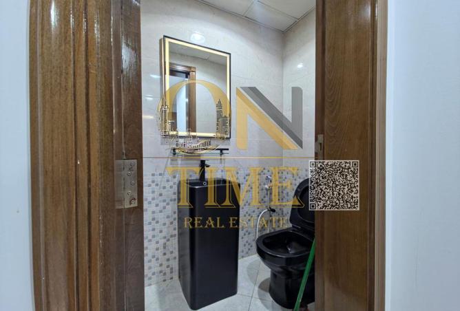 128358603 - Property Image 3