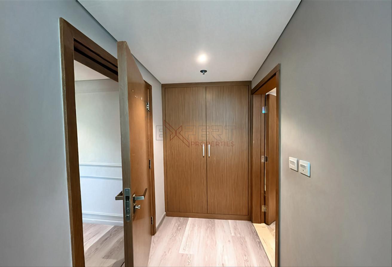 Vacant & Furnished | Move-In Ready | High Floor photo 9