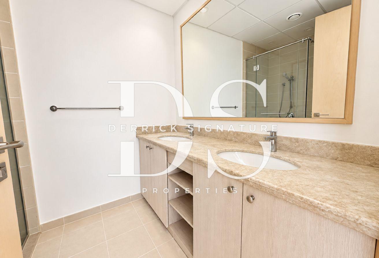 4BR plus Maid's | Single Row | Large Plot | Vacant photo 19