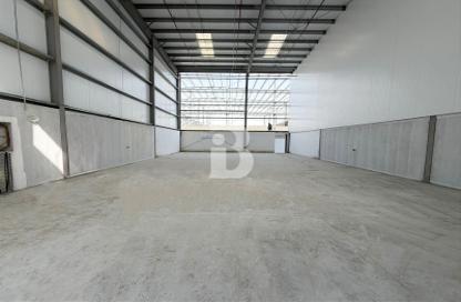 Warehouse - Studio for rent in Phase 1 - Dubai Investment Park (DIP) - Dubai Warehouse - Studio for rent in Phase 1 - Dubai Investment Park (DIP) - Dubai