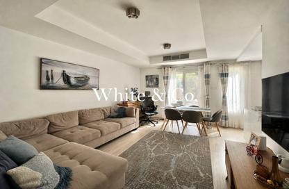 Villa - 2 Bedrooms - 3 Bathrooms for rent in Springs 8 - The Springs - Dubai