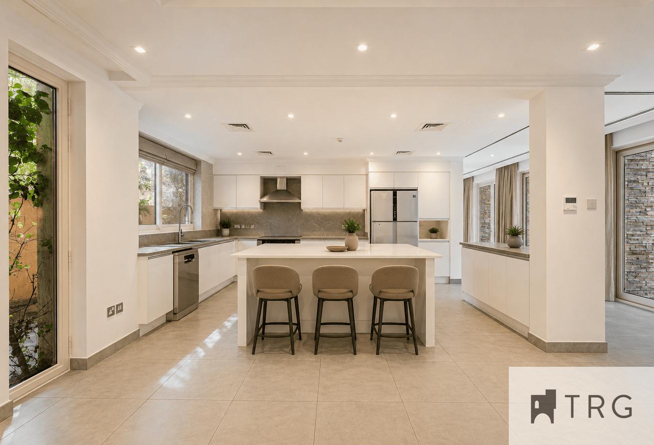 Expansive Plot | Private Pool | View Today photo 4