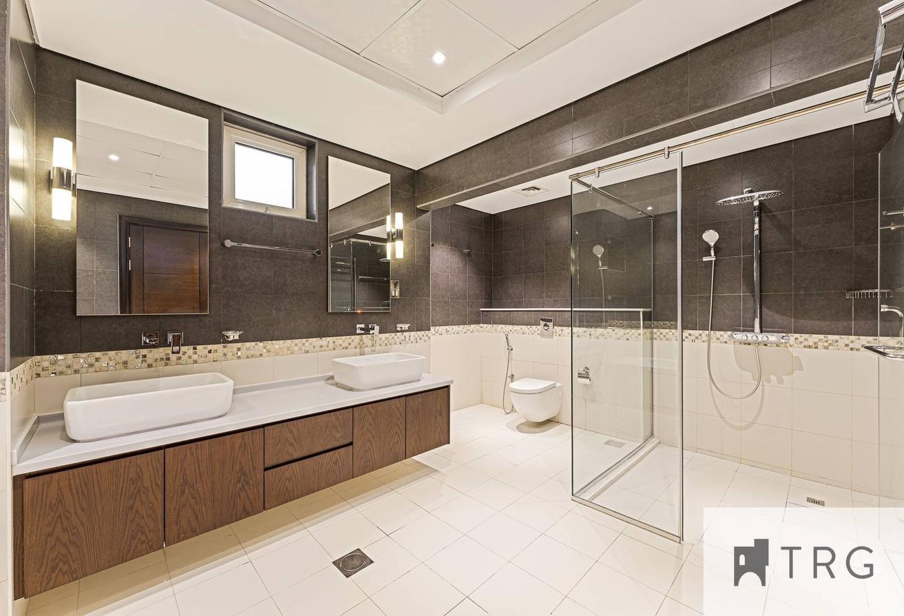 Expansive Plot | Private Pool | View Today photo 10