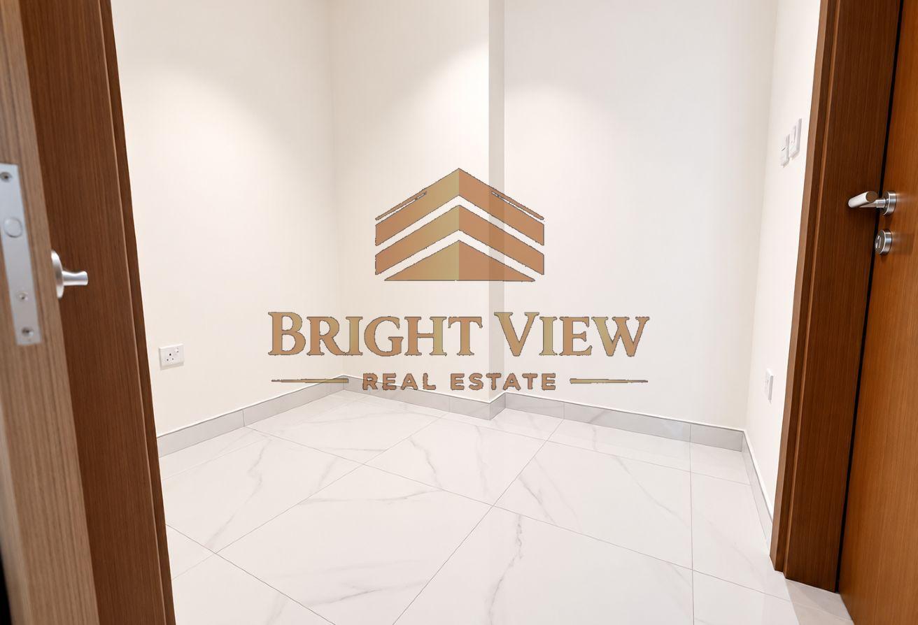 Brand New Road Facing 3BR+Maid Open Kitchen photo 11