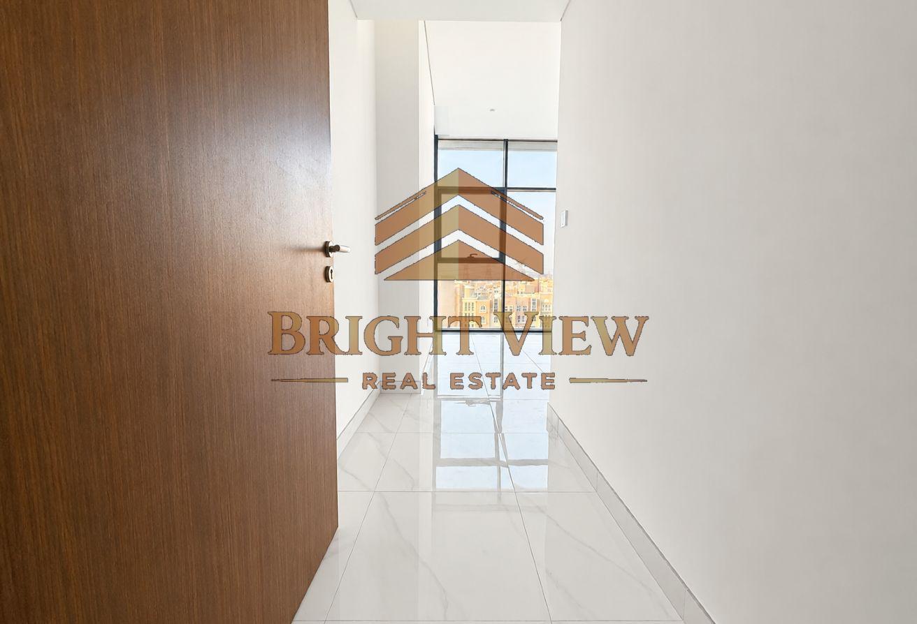 Brand New Road Facing 3BR+Maid Open Kitchen photo 14