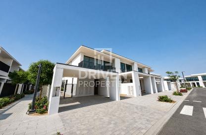 Townhouse - 4 - 4 for rent in Lillia - The Valley - Dubai