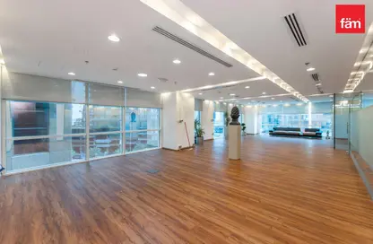 Office Space - Studio - 4 Bathrooms for rent in Bay Square Building 1 - Bay Square - Business Bay - Dubai