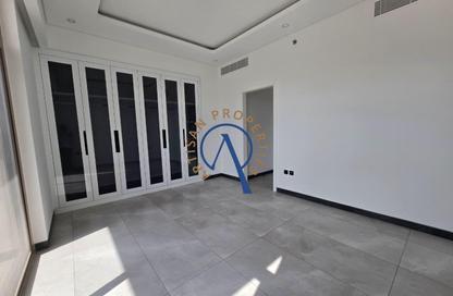 شقة - غرفة نوم - 2 حمامات للايجار في كيرف باي سيترو - ارجان - دبي شقة - غرفة نوم - 2 حمامات للايجار في كيرف باي سيترو - ارجان - دبي