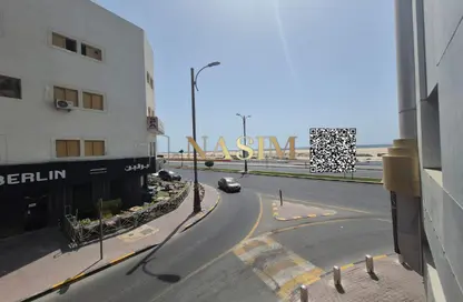 شقة - 2 غرف نوم - 1 حمام للايجار في برج الكورنيش - طريق كورنيش عجمان - عجمان