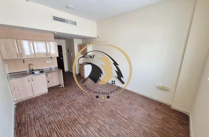 Apartment - Studio - 1 for rent in Muwaileh 29 Building - Muwaileh - Sharjah