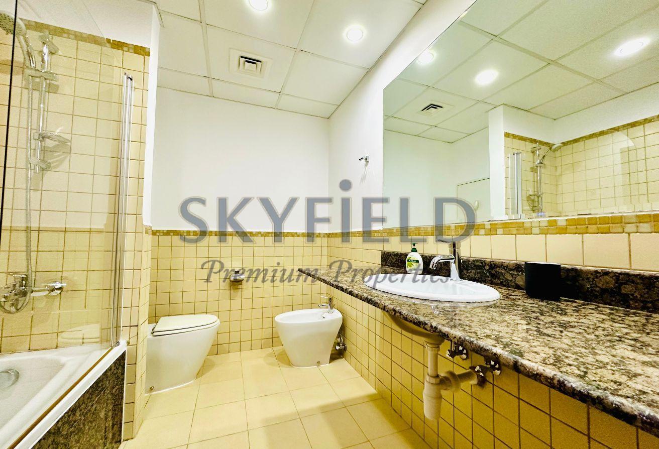 Sea View | Spacious | Vacant photo 7