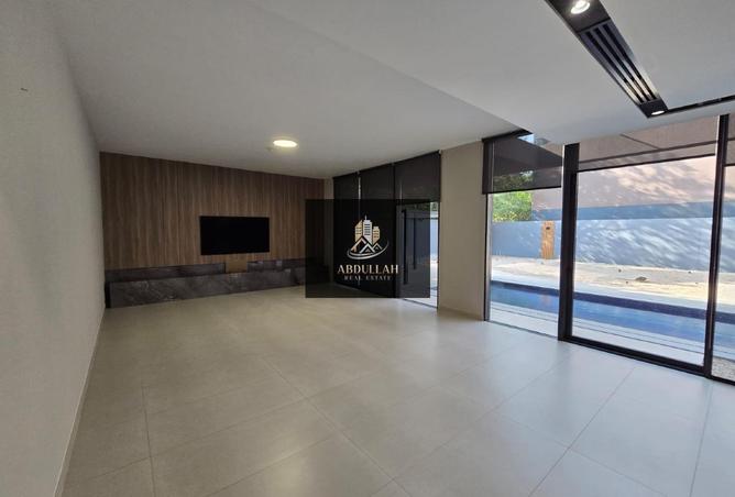 106415822 - Property Image 3