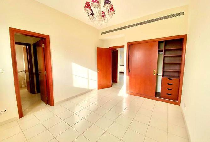 76572650 - صورة العقار 2