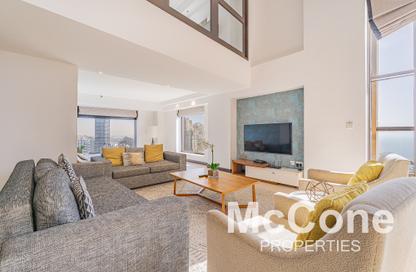 Apartment - 2 Bedrooms - 3 Bathrooms for rent in Rimal 4 - Rimal - Jumeirah Beach Residence - Dubai