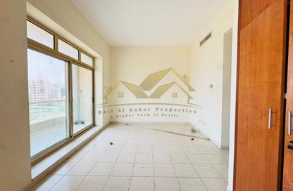 Apartment - 2 Bedrooms - 3 Bathrooms for rent in Al Raffa - Bur Dubai - Dubai