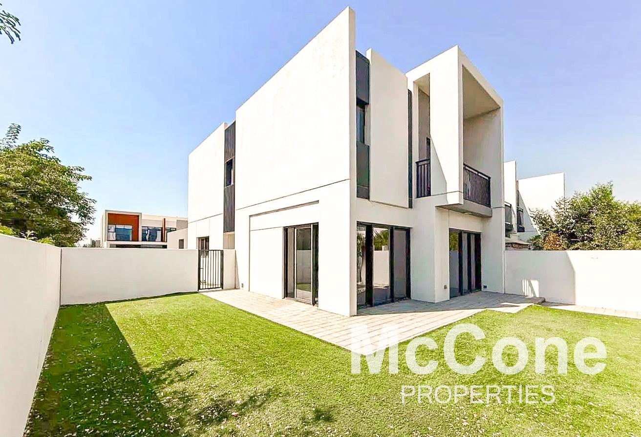 Opp Park | Great Location | Near Pool and Gym photo 11