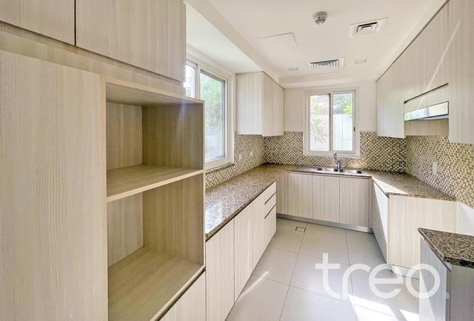 85332790 - Property Image 2