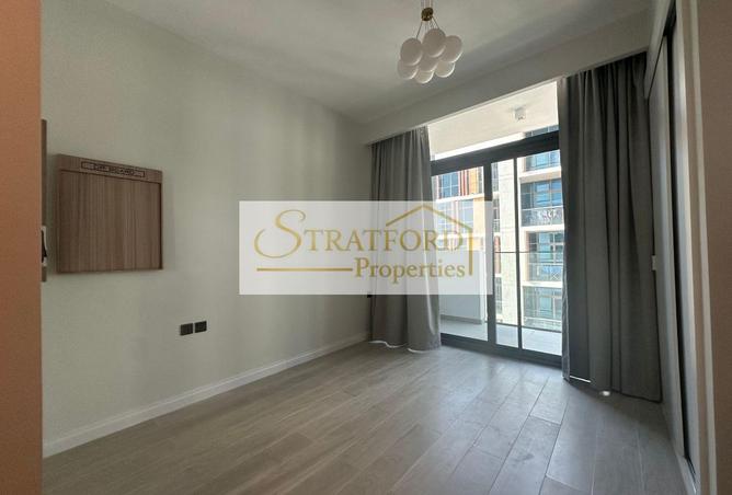 132962963 - Property Image 3