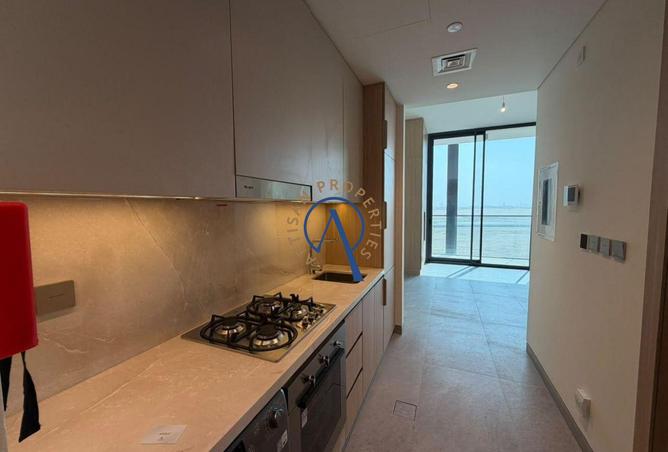 141922854 - Property Image 3