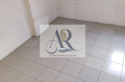 Labor Camp - Studio - 7+ Bathrooms for rent in Al Sajaa S - Al Sajaa - Sharjah