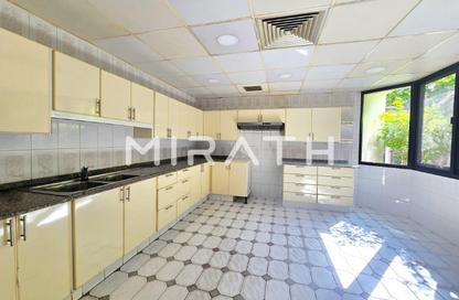 Villa - 4 Bedrooms - 4 Bathrooms for rent in Jumeirah 1 Villas - Jumeirah 1 - Jumeirah - Dubai Villa - 4 Bedrooms - 4 Bathrooms for rent in Jumeirah 1 Villas - Jumeirah 1 - Jumeirah - Dubai