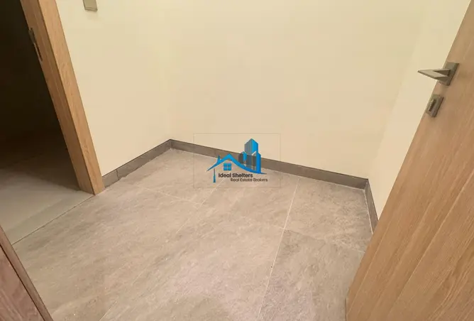 132528905 - Property Image 3