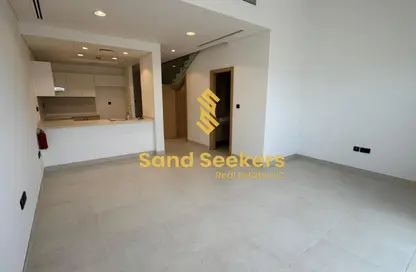 تاون هاوس - 3 غرف نوم - 4 حمامات للايجار في الضي من حدائق بلووم - بلوم جاردنز - شارع السلام - أبوظبي