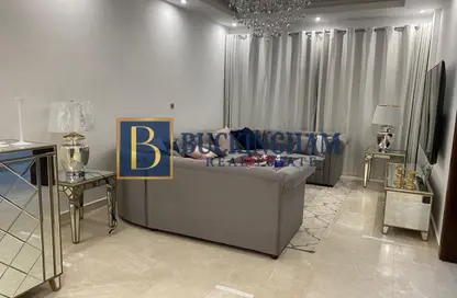 Villa - 4 Bedrooms - 6 Bathrooms for rent in Shamal Terraces - District 14 - Jumeirah Village Circle - Dubai Villa - 4 Bedrooms - 6 Bathrooms for rent in Shamal Terraces - District 14 - Jumeirah Village Circle - Dubai