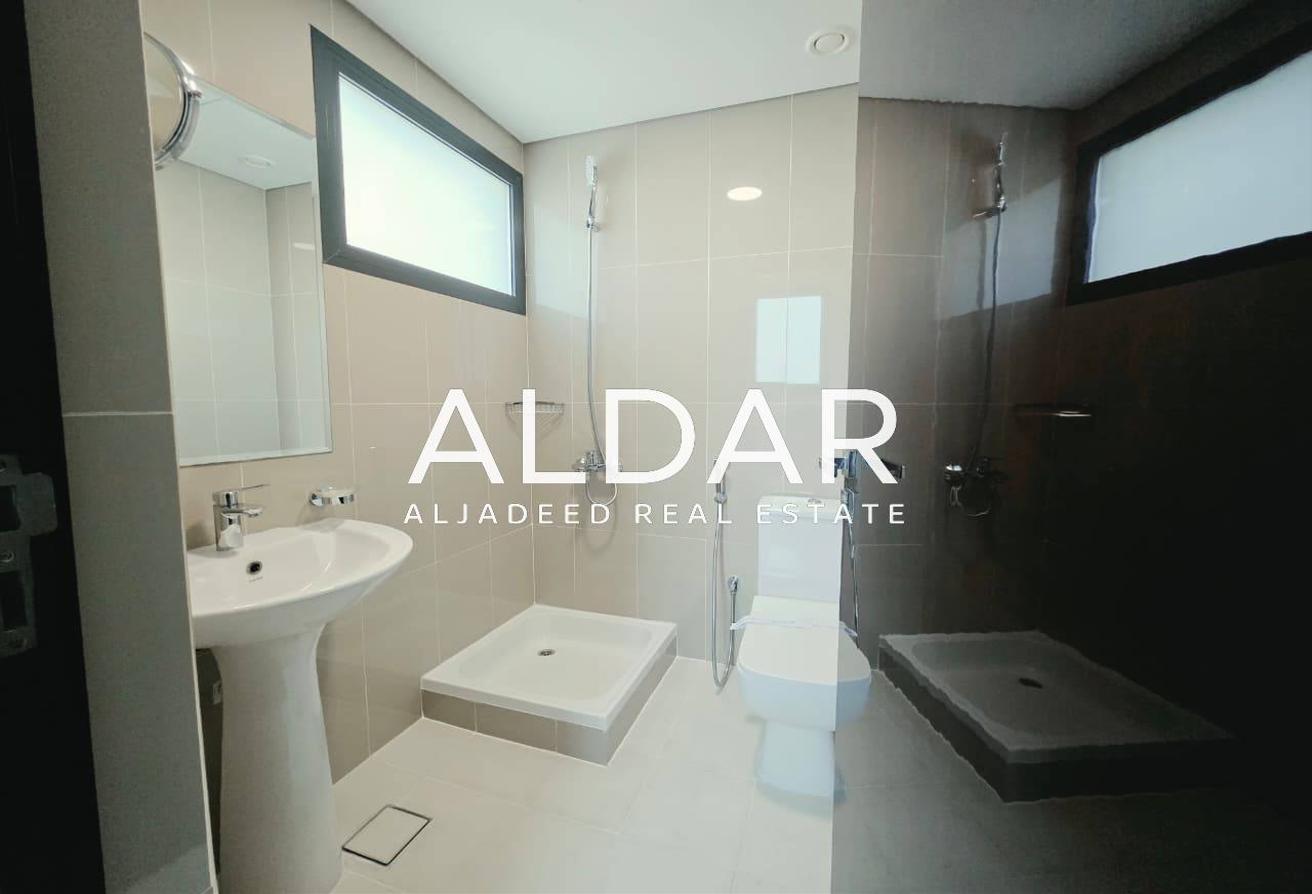 Brand New | Luxury Villa | Maid Room | Vacant photo 21