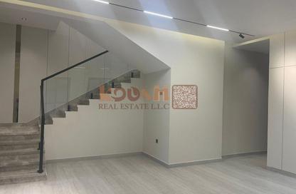 Villa - 5 Bedrooms - 6 Bathrooms for sale in Al Mowaihat 2 - Al Mowaihat - Ajman
